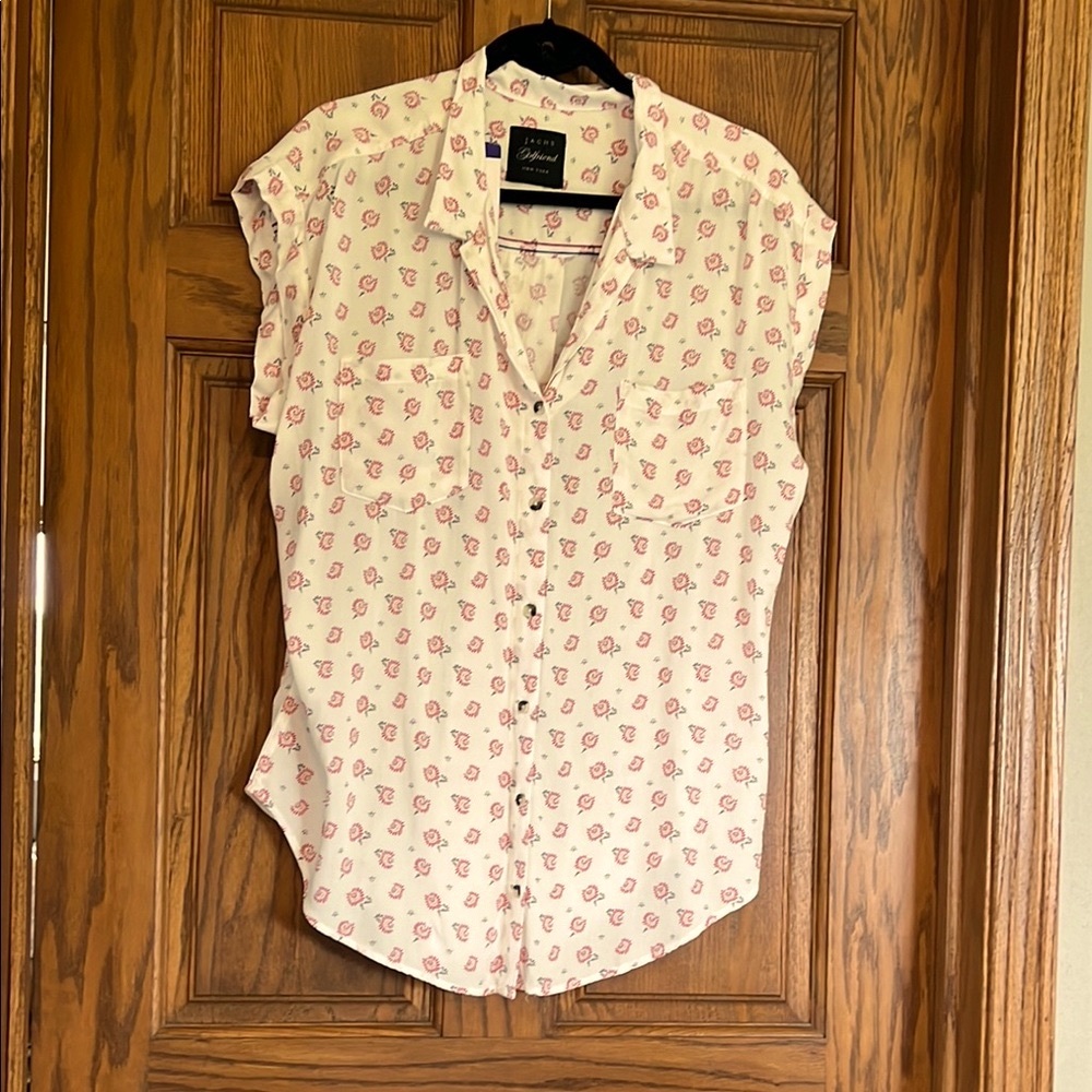 Jachs large white sleeveless V-neck blouse NWT